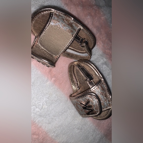 Micheal Kors Baby Sandals - Picture 2 of 3